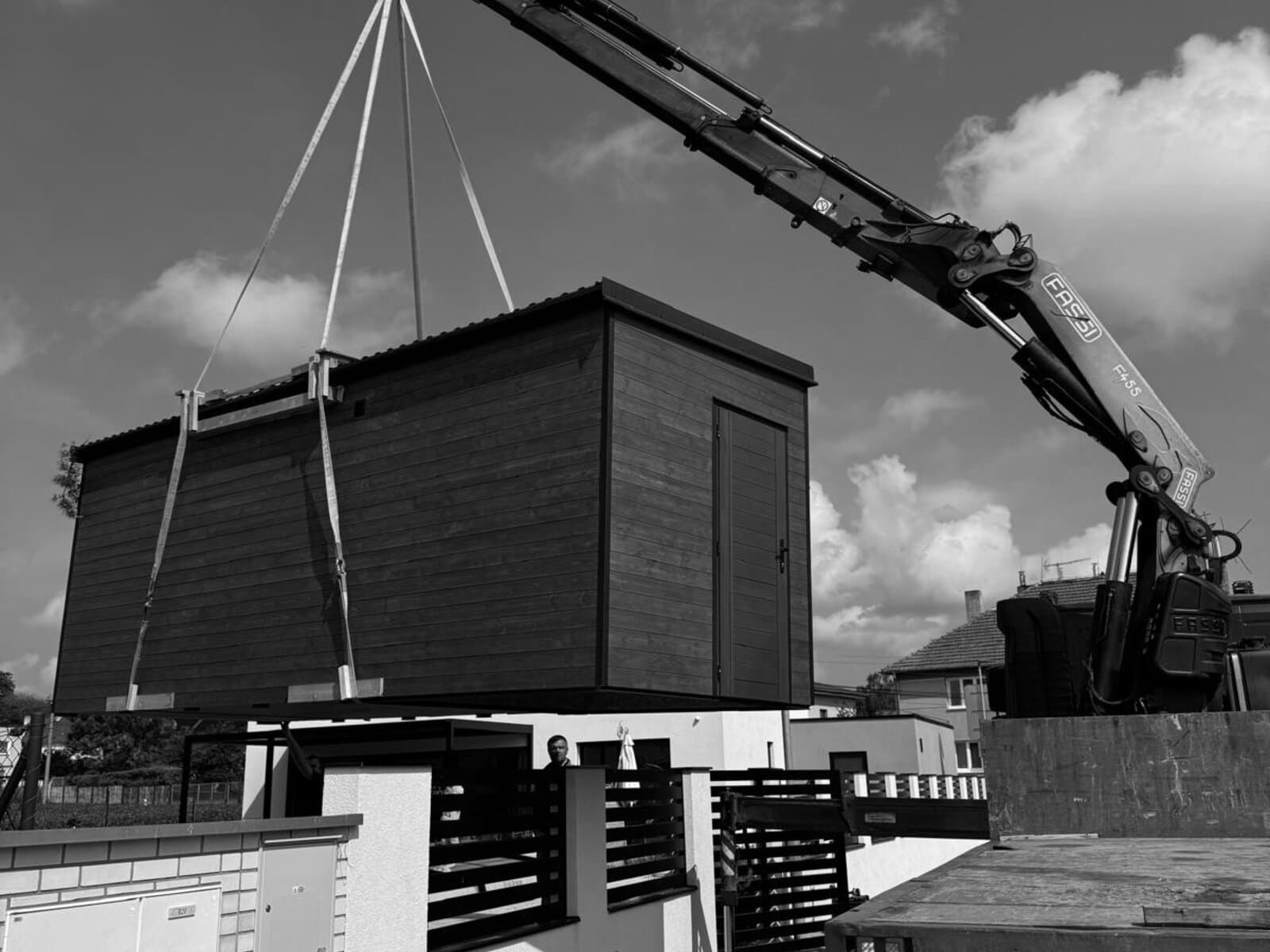 Přivezeme, zaškolíme, předáme